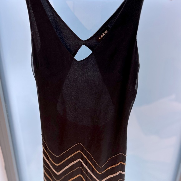 Open back dress gold and silver embroidery - Picture 2 of 6